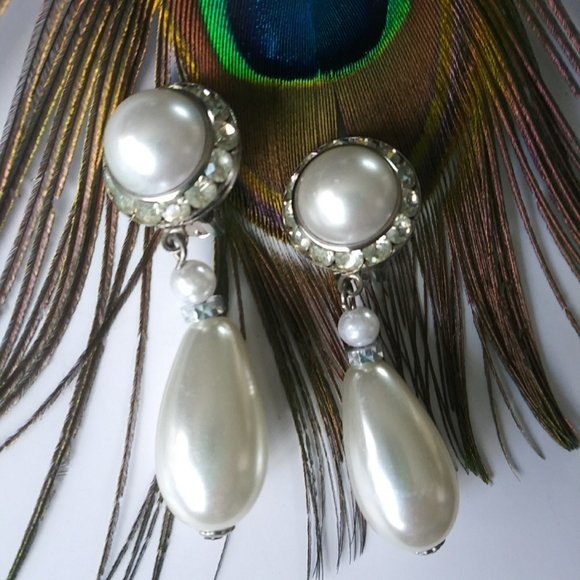 👒Vintage Pearl Clip On Earrings - Picture 1 of 4